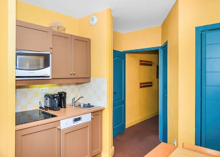 La Marelle Et Le Rami - Maeva