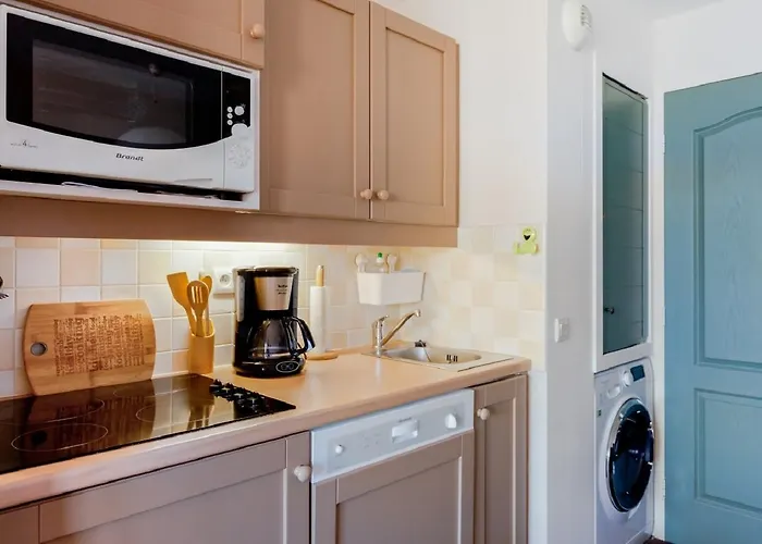 La Marelle Et Le Rami - Maeva *