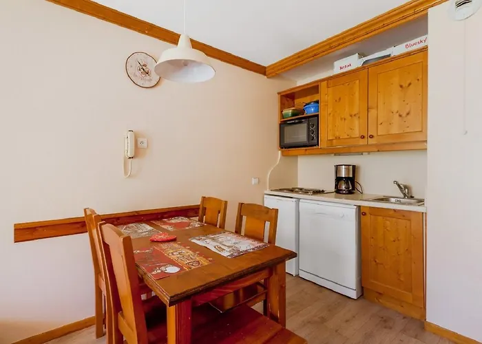 La Marelle Et Le Rami - Maeva *