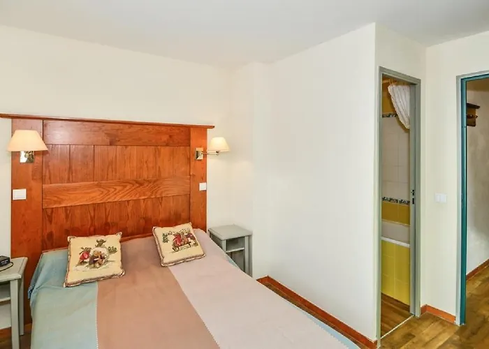 La Marelle Et Le Rami - Maeva